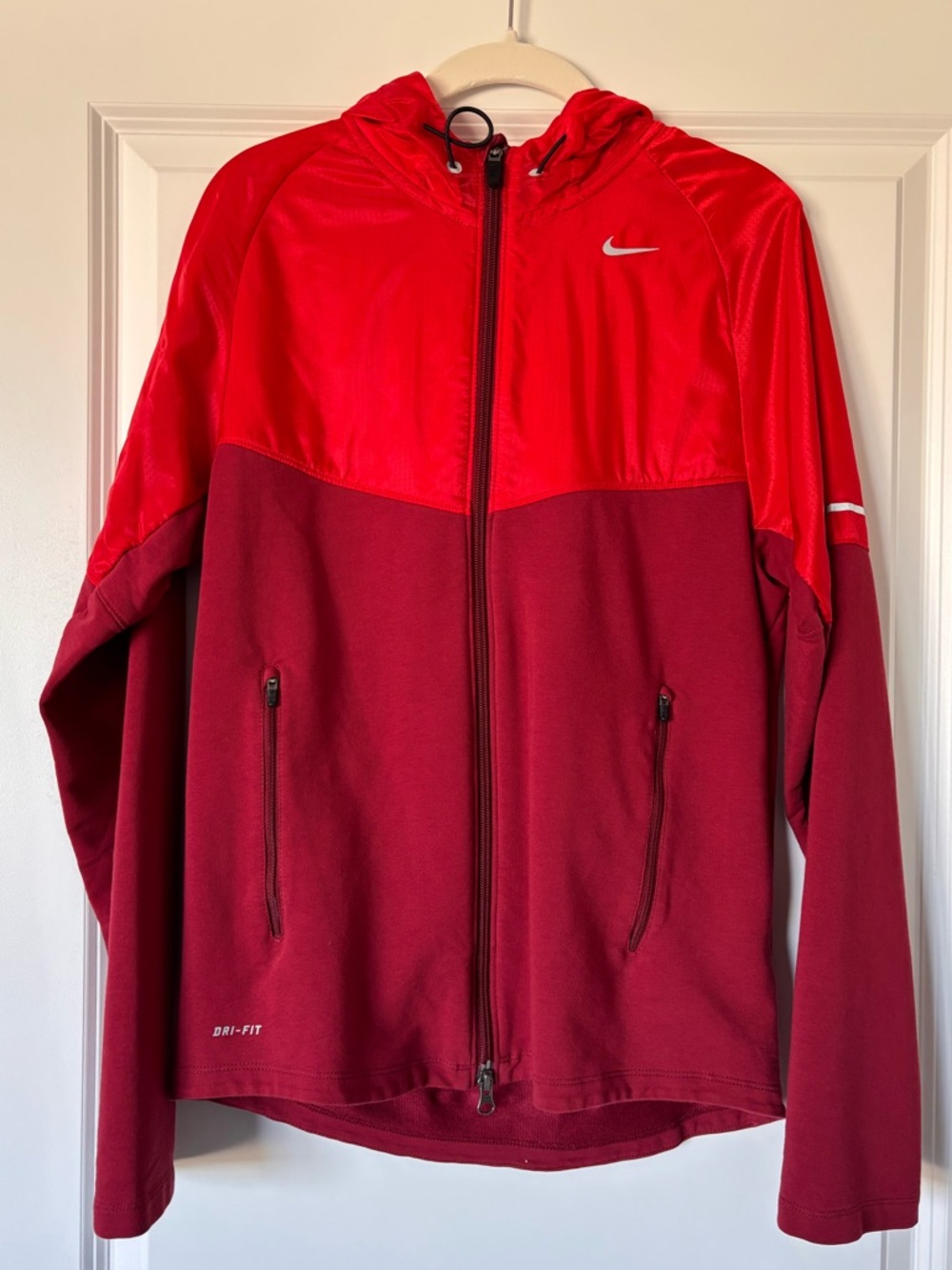 Nike Dri-FIT Running Jacket – Women’s Size Small – Red Hooded Zip-Up – Like New